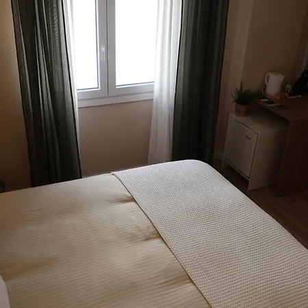 Hotel Sj Puerta De Redes 3*